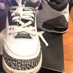 Jordan Retro 3 GS size 6.5 good condition